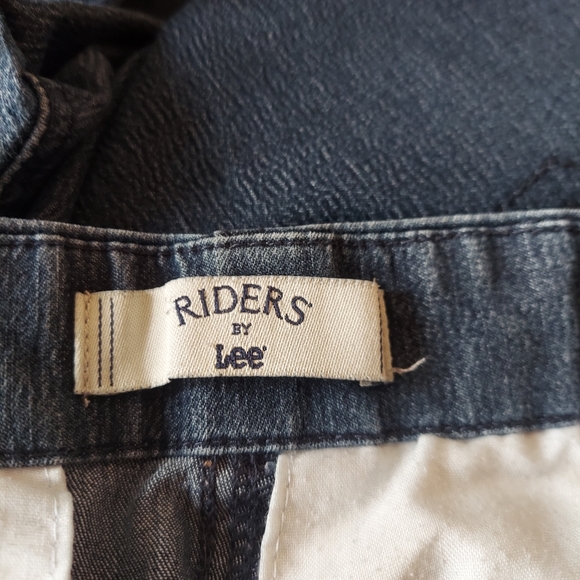 3/$15 Riders by Lee capri pants denim chambray Sz 10 - Picture 6 of 10